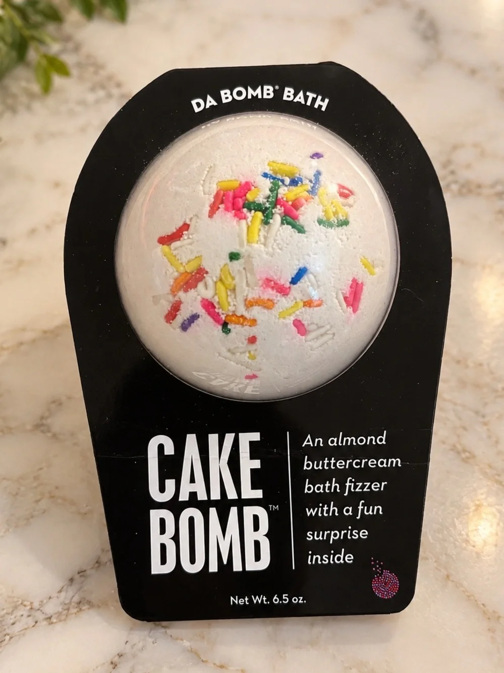 DA BOMB Cake Bomb & SWEET SHOPPE Baked With Love Macaron Sponge Set